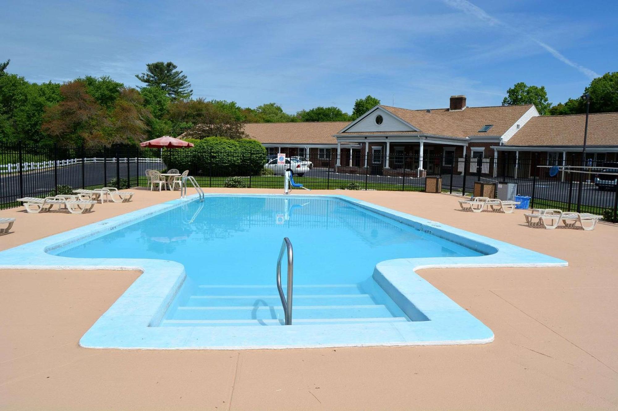 Quality Inn Raynham - Taunton Exterior foto