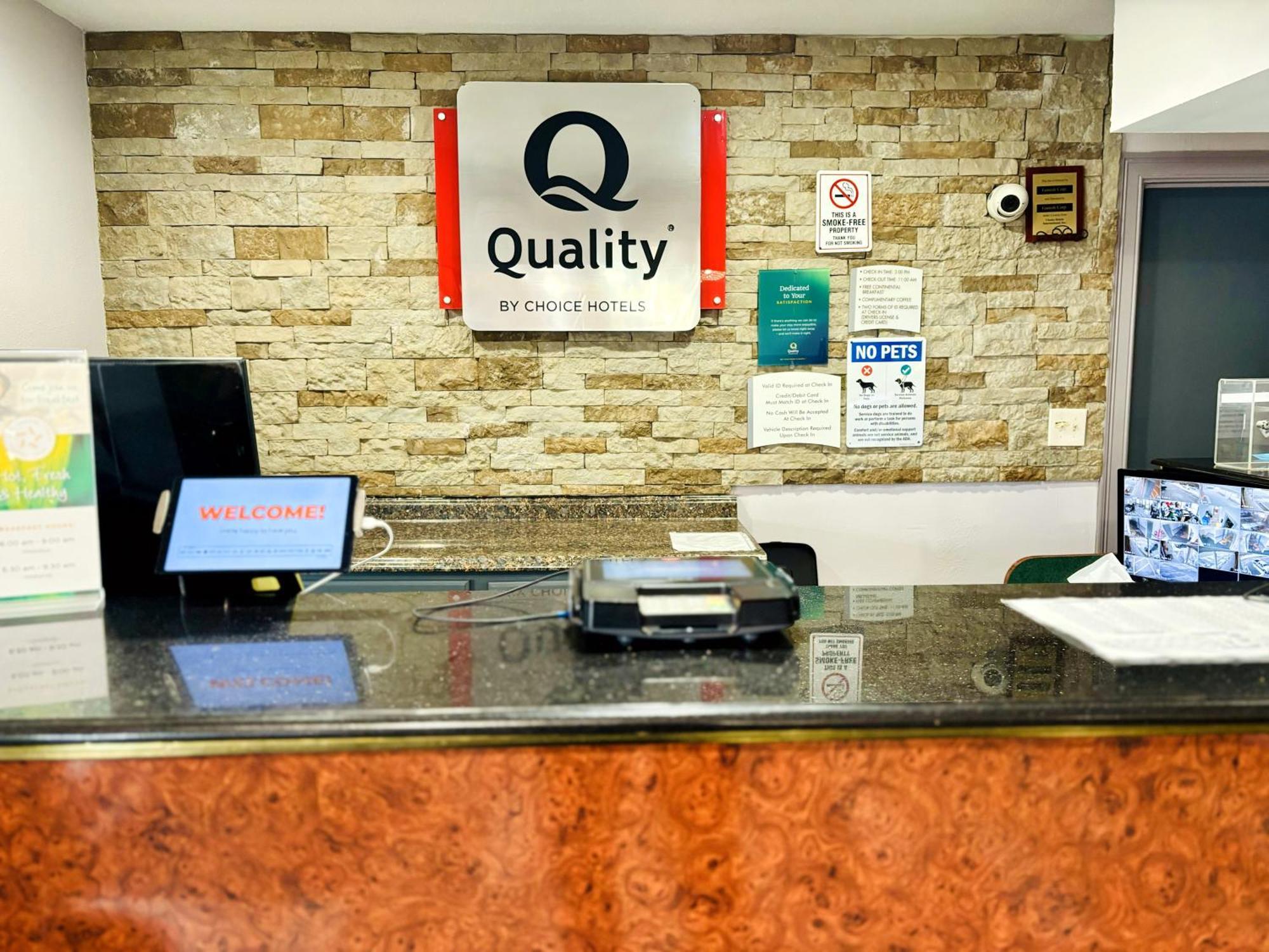 Quality Inn Raynham - Taunton Exterior foto