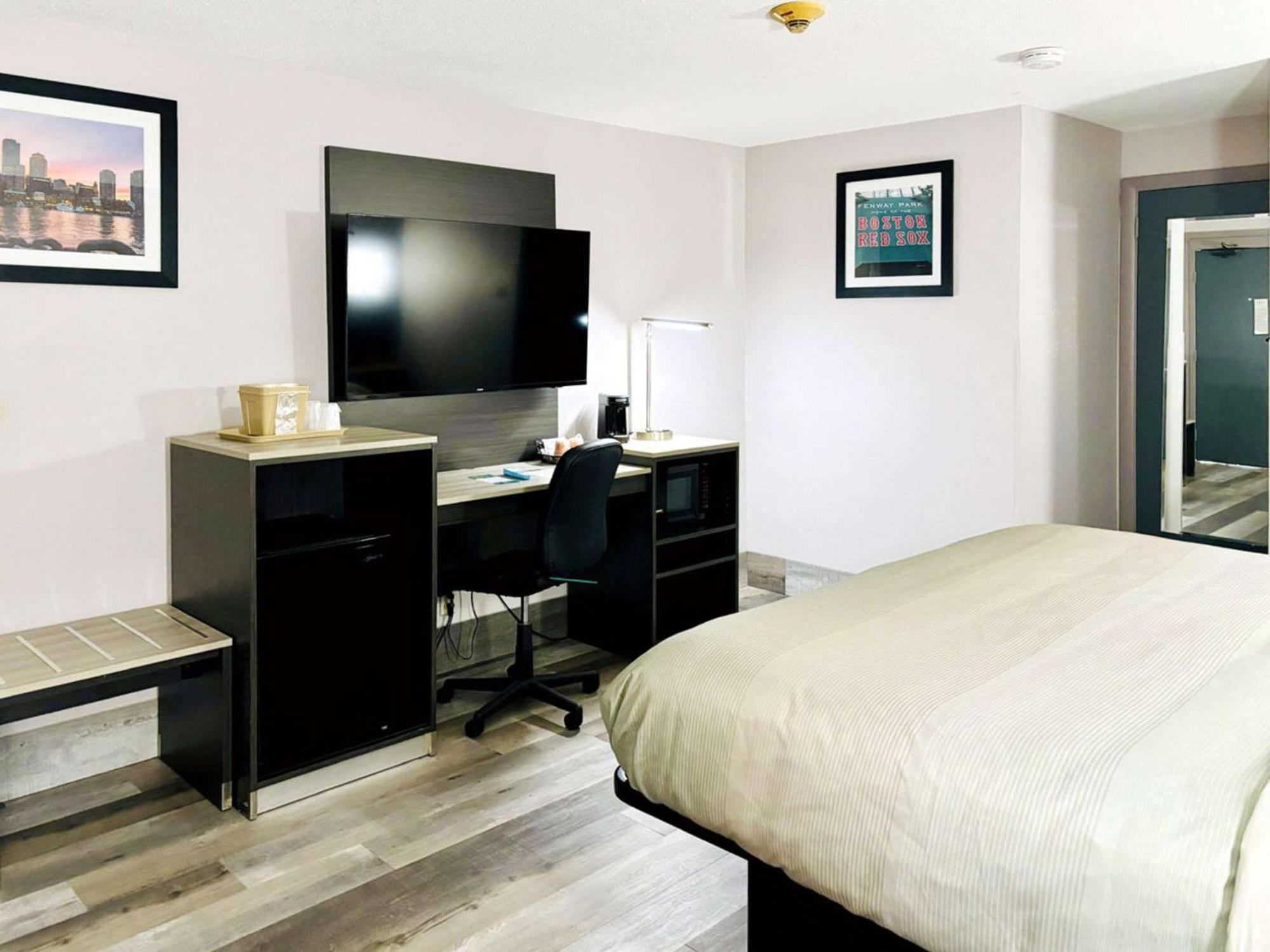 Quality Inn Raynham - Taunton Exterior foto